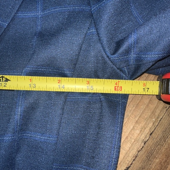 Cabi Blue Plaid Retro Peplum Waist Jacket Womens Size 4 Pleated Back Slim Blazer - Picture 10 of 16